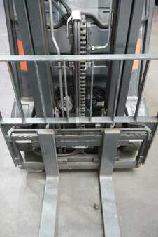 LPG VZV 2018  Linde H 18 T -01 (5)