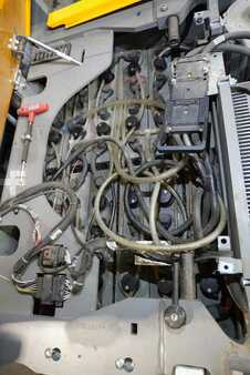 Vertikal-Kommissionierer 2020  Jungheinrich EKS 412s (4)