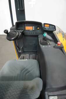 Skyvemast 2015  Jungheinrich ETV 318 (3)