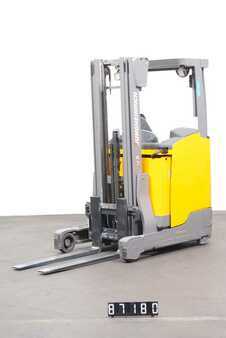 Carrelli retrattili 2019  Jungheinrich ETV 110 (1)