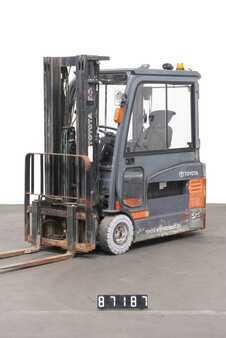 Sähkö - 3 pyör 2008  Toyota 7FBEF18 (1)