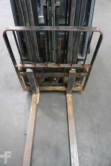 Sähkö - 3 pyör 2008  Toyota 7FBEF18 (5)