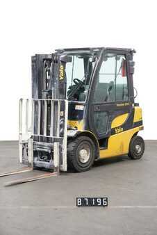 LPG heftrucks 2017  Yale GLP 20 XV (1)