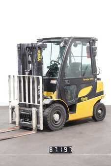 LPG heftrucks 2017  Yale GLP 20 VX E1970 (1)