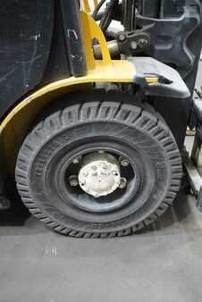 LPG heftrucks 2017  Yale GLP 20 VX E1970 (6)