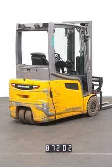 Eléctrico - 3 rodas 2019  Jungheinrich EFG 216 (2)