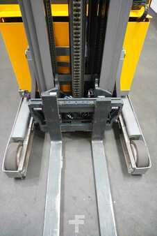 Skyvemast 2022  Jungheinrich ETV 318 (5)