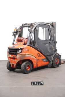 Gázüzemű targoncák 2016  Linde H 35 T-02 (2)