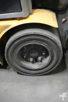 Sähkö - 4 pyör 2021  Jungheinrich EFG 320 (6)