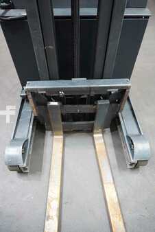 Työntömastotrukki 2020  Linde R 16 HD-01 (5)