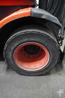 Dieselstapler 2012  Linde H 70 D-01 (6)