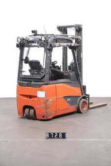 Sähkö - 4 pyör 2017  Linde E16H-02 (2)