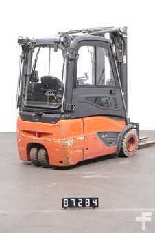 Elektromos 3 kerekű 2019  Linde E 18-02 (2)