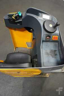 Transpaleta eléctrica 2019  Jungheinrich ESE 120 (3)