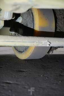 Lavtløftende truck 2021  Jungheinrich EJE 222 Li-Ion (6)