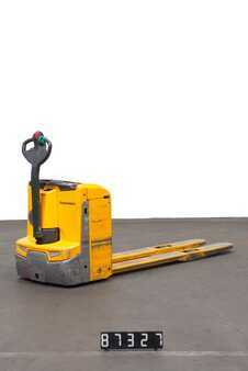 Transpalettes éléctriques 2022  Jungheinrich EJE 120 Li-Ion (2)