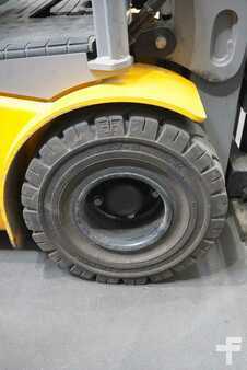 Sähkö - 3 pyör 2019  Jungheinrich EFG 115 (6)