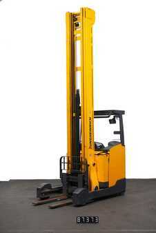 Skyvemast 2015  Jungheinrich ETV 325 (1)