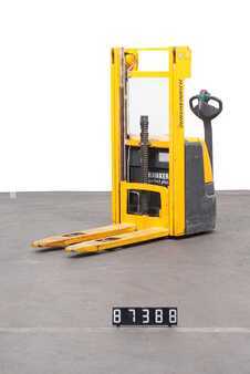 Pinontavaunu 2013  Jungheinrich EJC 112 (1)