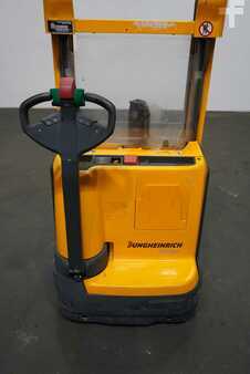 Pinontavaunu 2013  Jungheinrich EJC 112 (3)