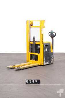 Ledestabler 2011  Jungheinrich EJC 212z 115250ZZ (1)