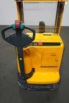 Ledestabler 2011  Jungheinrich EJC 212z 115250ZZ (3)