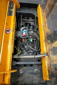 Ledestabler 2011  Jungheinrich EJC 212z 115250ZZ (4)