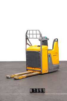 Låglyftare El 2022  Jungheinrich ERE 225 Drive Plus (1)