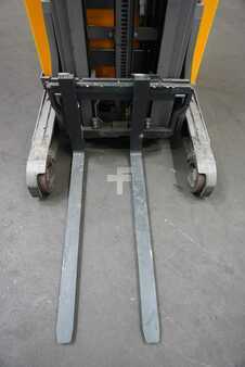 Työntömastotrukki 2022  Jungheinrich ETV 212 (5)