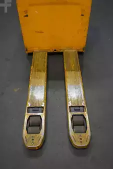 Transpaleta eléctrica 2021  Jungheinrich ERE 120 (5)