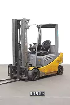 Elektrisk- 4 hjul 2017  Jungheinrich EFG 320 (1)