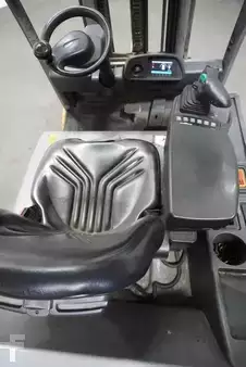 Elektrisk- 4 hjul 2017  Jungheinrich EFG 320 (3)