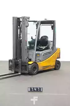 Chariots électriques à 4 roues 2019  Jungheinrich EFG 320 (1)