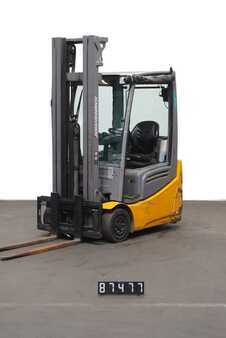 Eléctrica de 3 ruedas 2018  Jungheinrich EFG 215 (1)