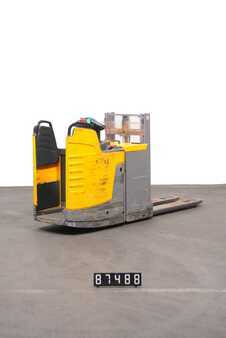 Apilador eléctrico 2017  Jungheinrich ERD 220 (2)