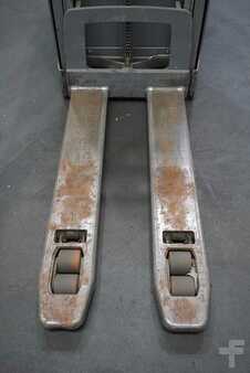 Apilador eléctrico 2017  Jungheinrich ERD 220 (5)