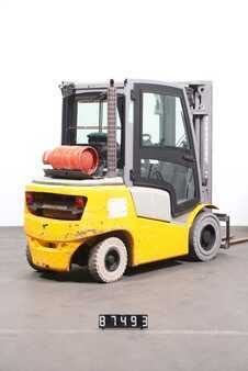 Gázüzemű targoncák 2016  Jungheinrich TFG 425 (2)