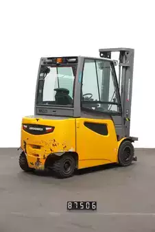 Elektromos 4 kerekű 2017  Jungheinrich EFG 430s (2)