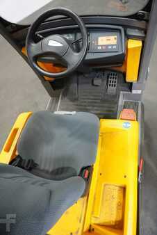 Schlepper 2017  Jungheinrich EZS 570 (3)