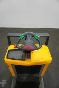 Tractor de arrastre 2016  Jungheinrich EZS 350 (3)