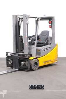 Sähkö - 3 pyör 2020  Jungheinrich EFG 218 (1)