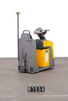 Chariots tracteurs 2017  Jungheinrich EZS 130 (2)