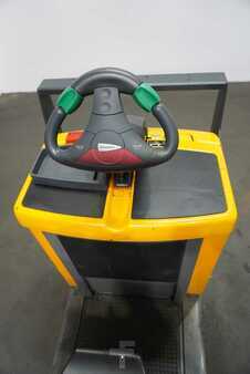 Tractor de arrastre 2016  Jungheinrich EZS 350 XL (3)