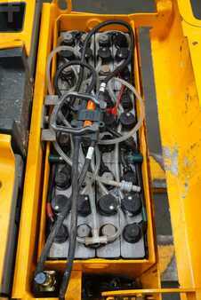 Nízkozdvižný vozík 2020  Jungheinrich EJE 220r (4)