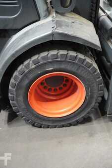 Chariots élévateurs diesel 2020  Linde H 35 D-02 (6)