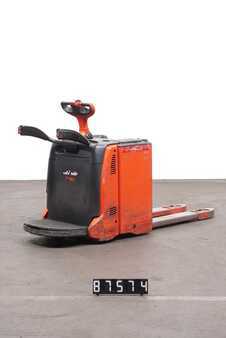 Electric Pallet Trucks 2018  Linde T 30 AP (2)