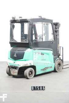 Chariots électriques à 4 roues 2020  Mitsubishi FB25N (2)