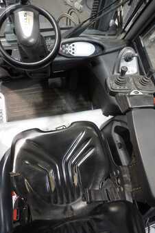 Chariots électriques à 4 roues 2019  Still RX 60-80 (3)