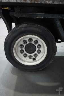 Chariots élévateurs GPL 2004  Combilift C4500 (6)