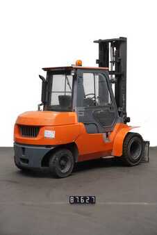 Carrelli elevatori diesel 2011  Toyota 42-7FD45 (2)